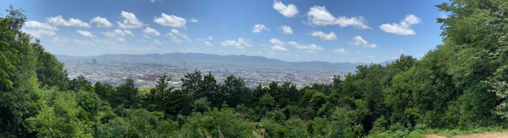 荒神峰見晴台からの京都市内の景色