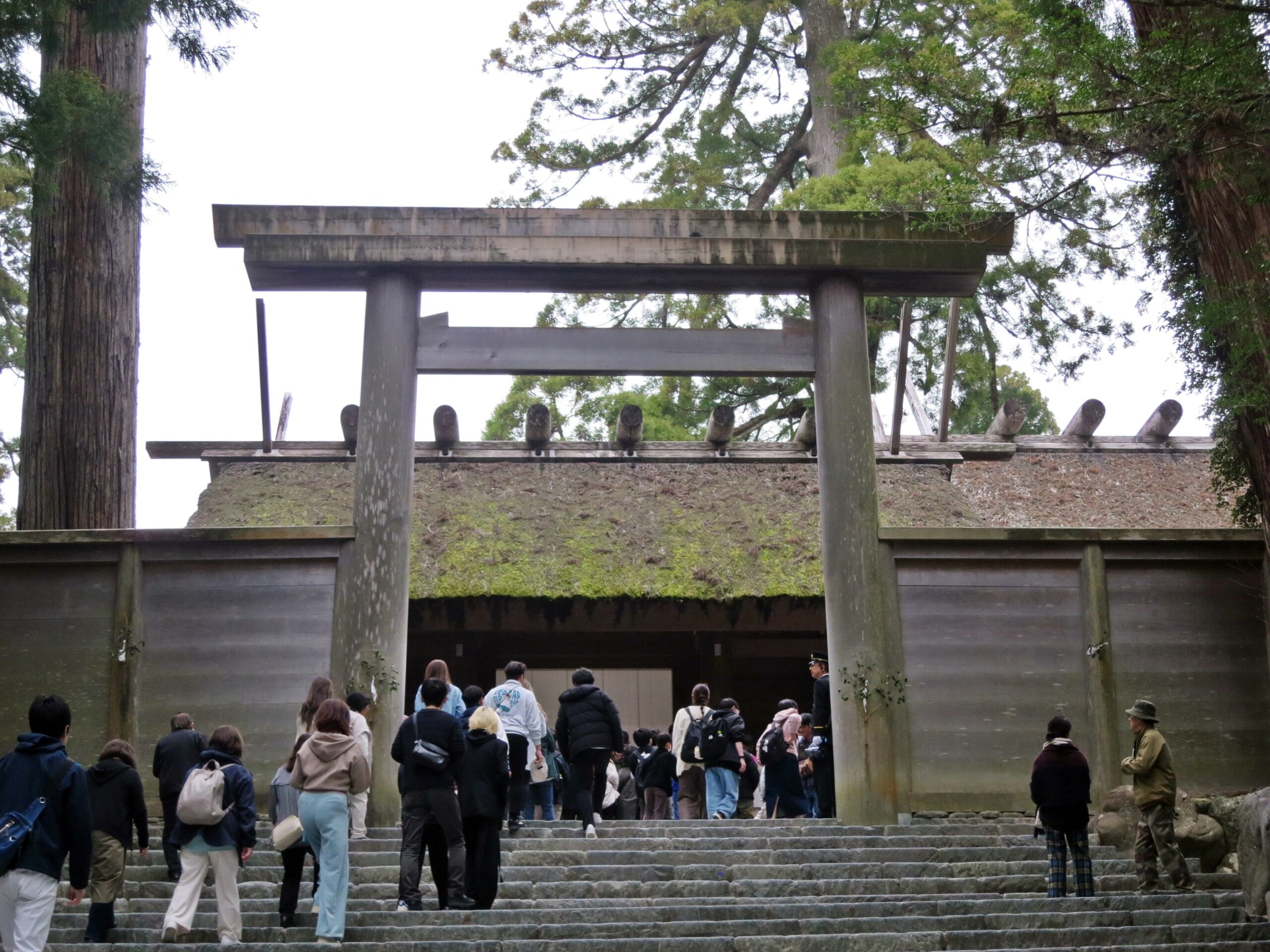 2024年版！伊勢神宮「内宮」の御朱印やアクセス・見どころや食べ