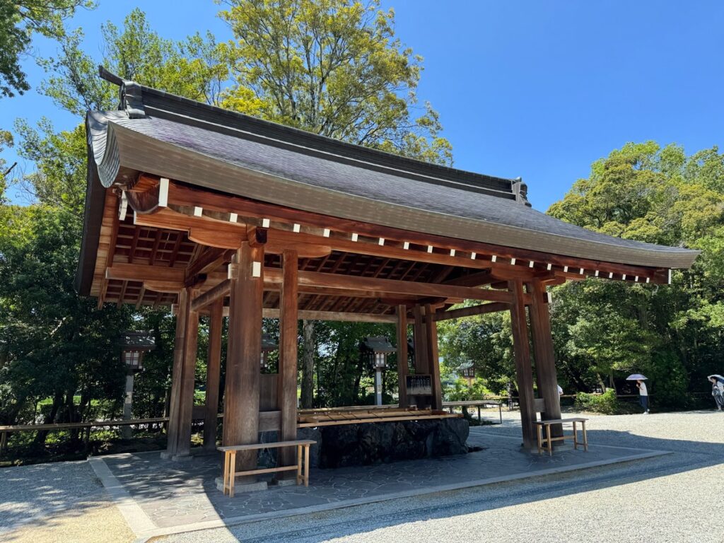 橿原神宮の手水舎
