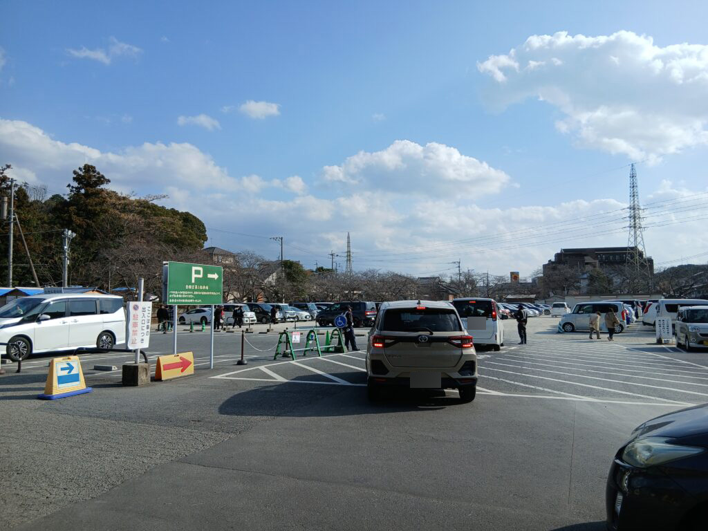 香椎宮の駐車場