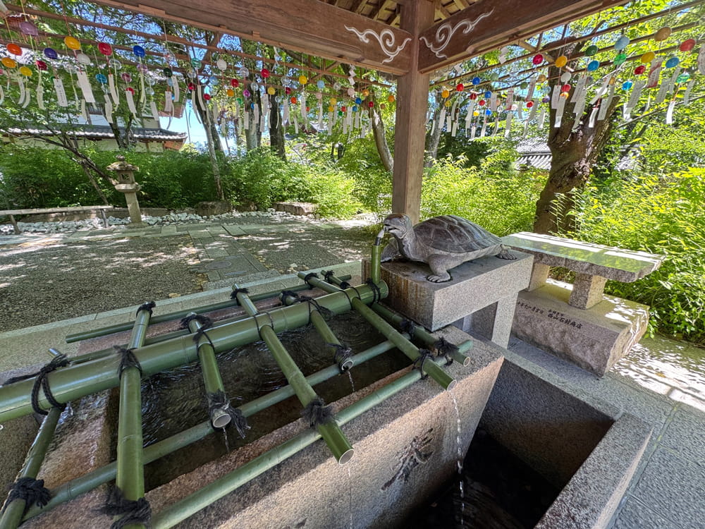 松尾大社の手水舎